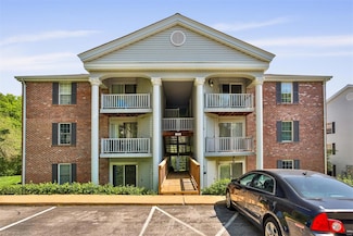 7617 Triwoods Dr Unit L, Saint Louis, MO 63119