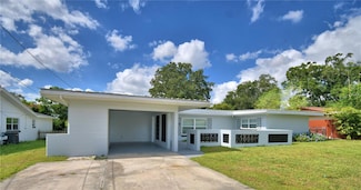 285 17th St NE, Winter Haven, FL 33881