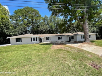 554 Loposser Ave, Gulfport, MS 39507