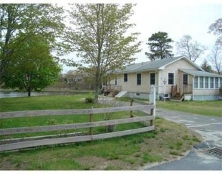 88 Circuit Ave, Wareham, MA 02571