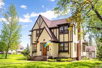2632 E 5th St, Duluth, MN 55812