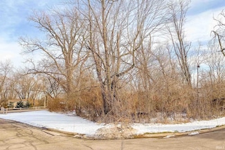 53420 Old Woodbridge Ct Unit 1, South Bend, IN 46637
