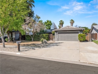 7352 N Adoline Ave, Fresno, CA 93711