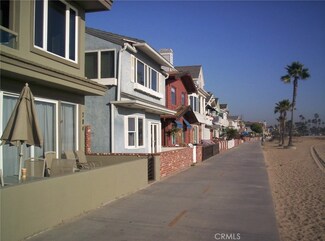 206 E Oceanfront, Newport Beach, CA 92661