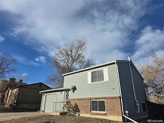 4247 S Pitkin St, Aurora, CO 80013