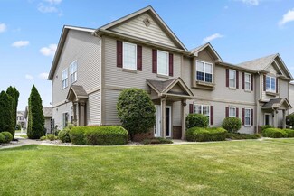 1228 Primrose Ln, Schererville, IN 46375