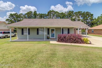 10735 Plummer Cir, Gulfport, MS 39503