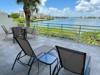7963 Sailboat Key Blvd S Unit 103, South Pasadena, FL 33707