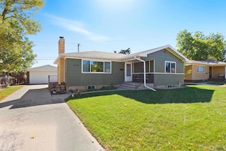 4105 W Chicago St, Rapid City, SD 57702