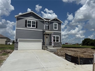 11018 E Ridge Ct, Peculiar, MO 64078