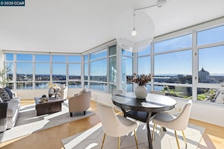 1 Lakeside Dr Unit 1404, Oakland, CA 94612