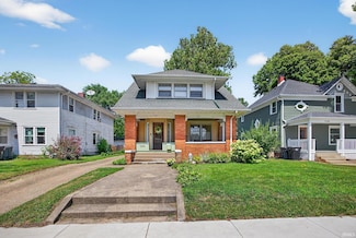 1040 Woodward Ave, South Bend, IN 46616
