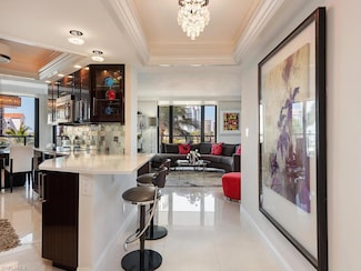 4901 Gulf Shore Blvd N Unit 502, Naples, FL 34103