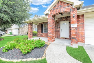 6611 Atasca Creek Dr, Humble, TX 77346