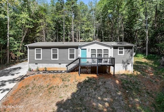 305 Willow Dr, Kingston, TN 37763