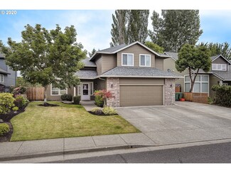 33991 SE Davona Dr, Scappoose, OR 97056