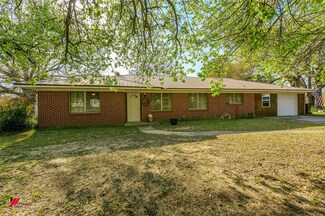162 N Main St, Sarepta, LA 71071