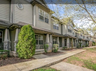 105 4th Ave Unit 208, Murfreesboro, TN 37130