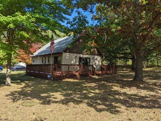 8254 E Anthony Rd, Branch, MI 49402