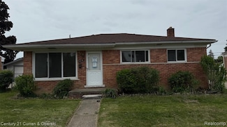 6541 Cadillac St, Garden City, MI 48135