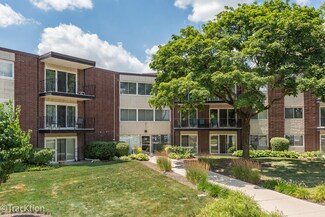 2800 Maple Ave Unit 18C, Downers Grove, IL 60515