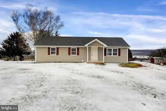 8751 Pennsylvania 25, Spring Glen, PA 17978