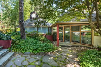 15 Bishop Estate, Lenox, MA 01240