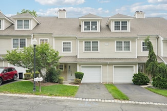 23 Crystal Hill Dr Unit 104, Pomona, NY 10970