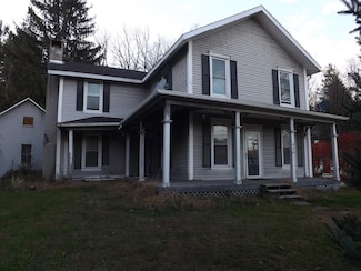 439 Front St, New Albany, PA 18833