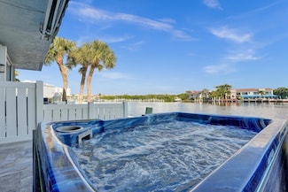 876 Jeffery St, Boca Raton, FL 33487