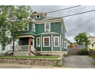71 Inman St, Lawrence, MA 01843