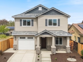 2205 Armus St, Woodland, CA 95776