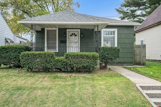 1402 E Calvert St, South Bend, IN 46613