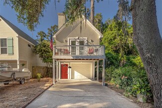 517 Pine St, Saint Simons Island, GA 31522