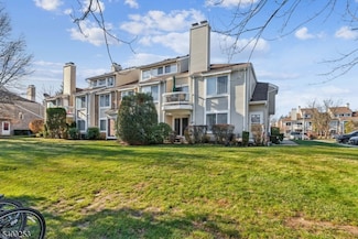 36 Farnham Square Unit 236, Parlin, NJ 08859