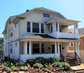 78 Tudor St, Waterbury, CT 06704