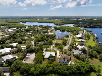2610 SE Erickson Dr, Port Saint Lucie, FL 34984