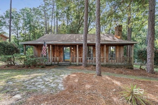 410 Frederick Ave, Fairhope, AL 36532