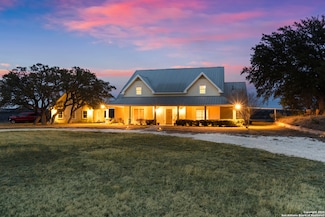 1274 County Rd, Lampasas, TX 76550