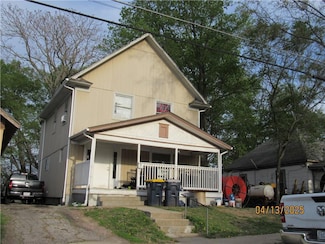 729 Ewing Ave, Kansas City, MO 64125