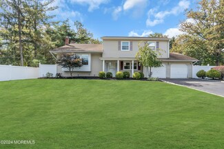 3 Quebec Rd, Marlboro, NJ 07746
