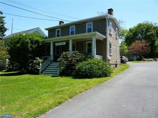 53 E Broad St, Hopewell, NJ 08525