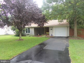 15227 Noblewood Ln, Bowie, MD 20716