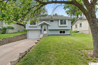 5604 S 52nd St, Omaha, NE 68117