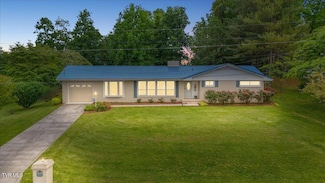 513 Woodmere Dr, Kingsport, TN 37663