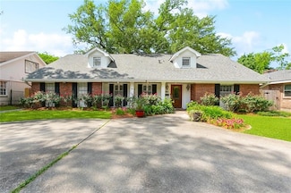 9504 Robin Ln, River Ridge, LA 70123