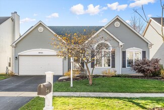 39W515 Newton Square, Geneva, IL 60134