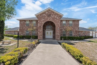 1020 Mary Lou Dr, Del Rio, TX 78840