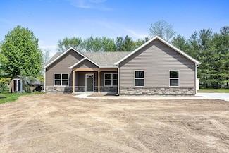 205 N Main St, Mulberry, IN 46058