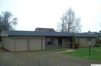 20592 2nd St NE, Saint Paul, OR 97137